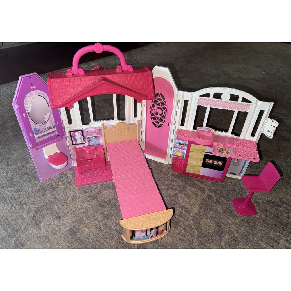 Barbie Glam Getaway House Pink & White Fold-Up Playset (Mattel #CHF54) 2014/2015
